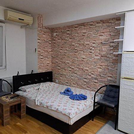 Wonderful Studio Apartment In Skopje Center Exteriér fotografie